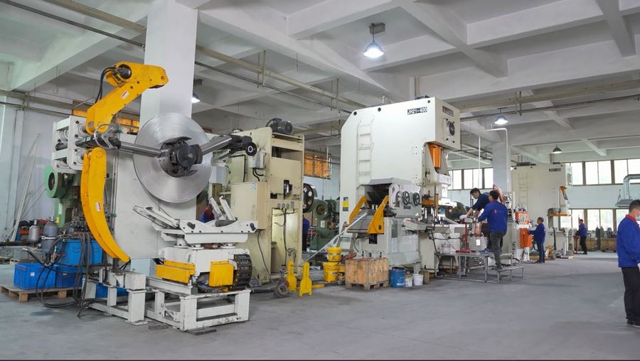workshop of Solar seam clamp workshop of Solar seam clamp