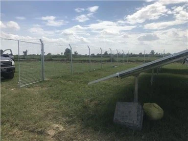 Solárne panely na oplotenie